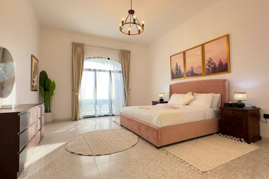 Apartment Spacious Serenity 5br Luxury Living In Al Danah *