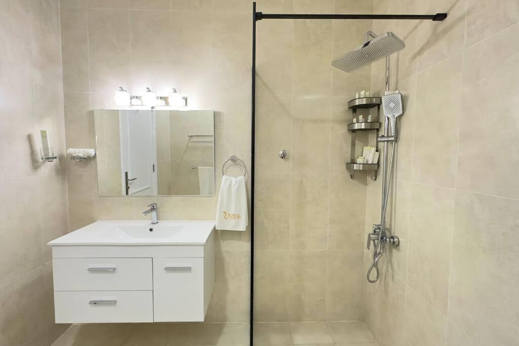 Spacious Serenity 5br Luxury Living In Al Danah *