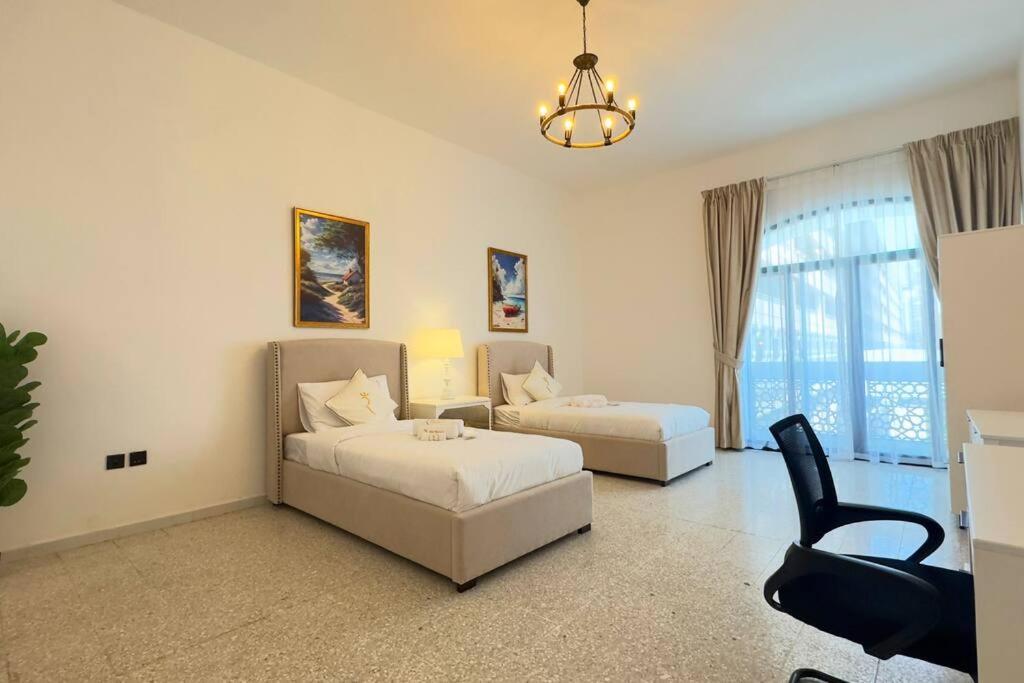 Apartment Spacious Serenity 5br Luxury Living In Al Danah *