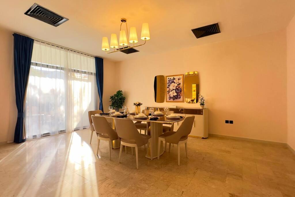Spacious Serenity 5br Luxury Living In Al Danah *