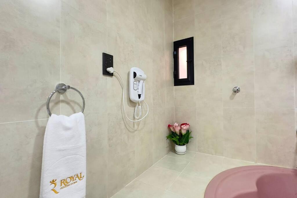 Spacious Serenity 5br Luxury Living In Al Danah *