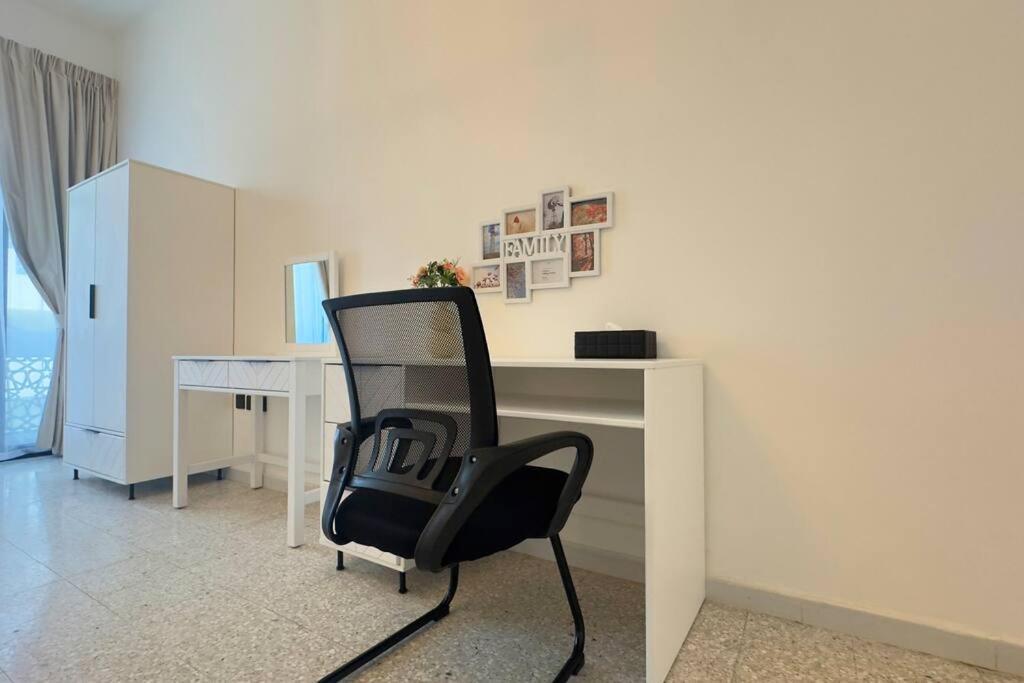 Spacious Serenity 5br Luxury Living In Al Danah Apartment Abu Dhabi